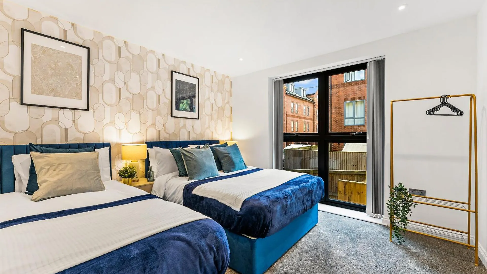 Stunning Spacious Leeds Apartment - Parking Leeds (West Yorkshire)